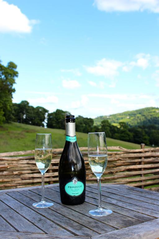 Sunbank Accommodation Llangollen Bagian luar foto