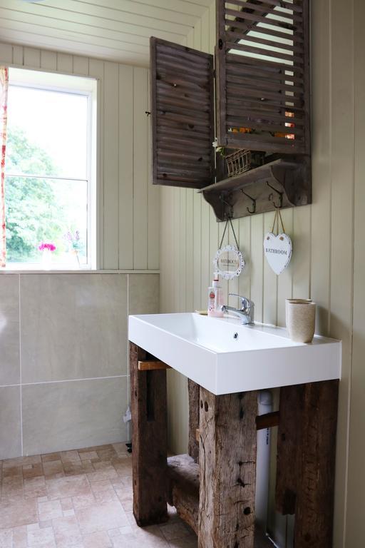 Sunbank Accommodation Llangollen Bagian luar foto